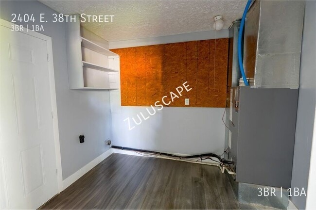 Photo - 2404 E 38th St