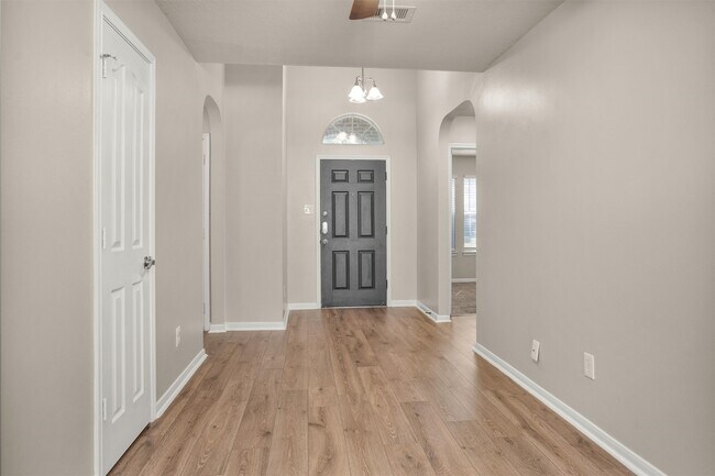 Photo - 32102 Decker Oaks Dr