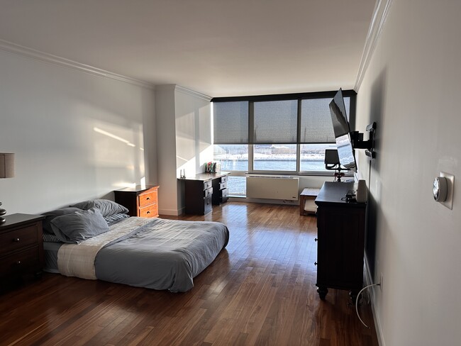 Photo - 25 Hudson St