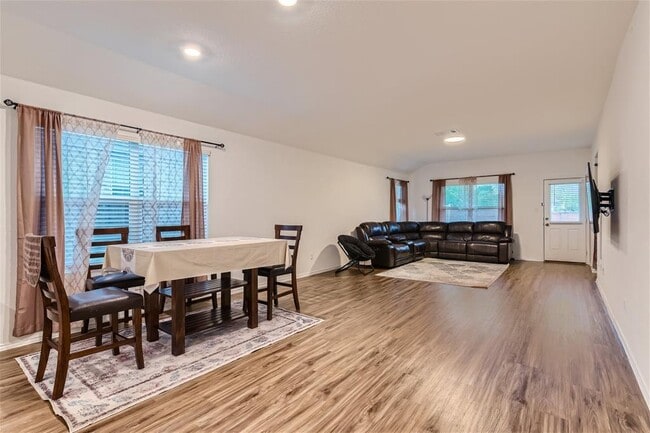 Photo - 1206 Chad Dr