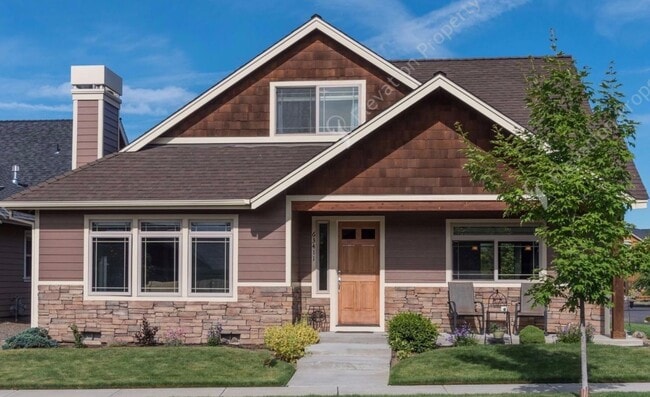 Building Photo - 3-Bedroom Home with RV Parking