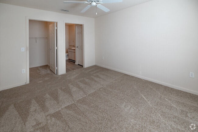 2BR, 2BA-824SF-Bedroom