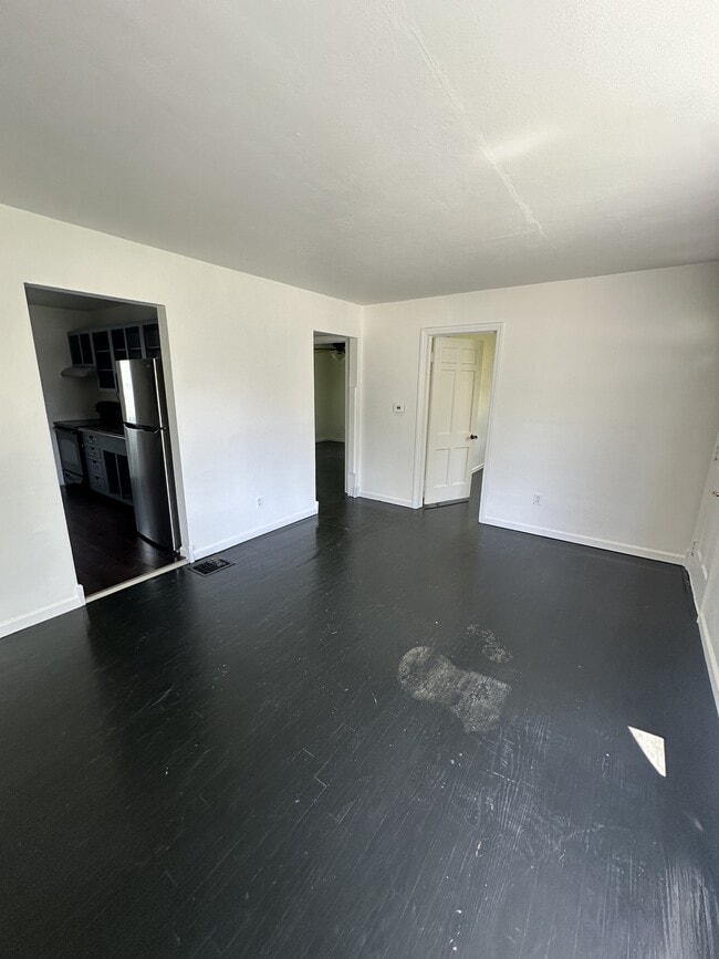 222 E 29th St