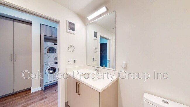 Photo - 532 Union St