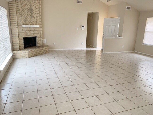 Photo - 7435 Misty Morning Dr