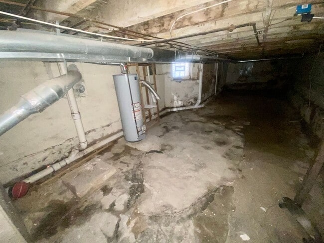 Photo - Newly Renovated 4BED 1.5BTH / Stainless Steel Appliances & Washer/Dryer Hookup!