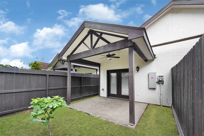 Building Photo - 29529 Turnbury Village Dr