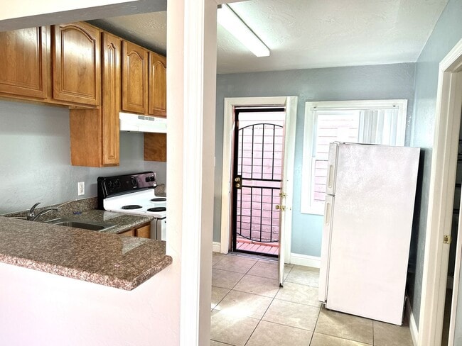 Photo - 6120 Unit 6120