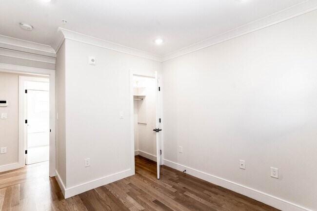 Photo - 14 Atkins St Unit 2