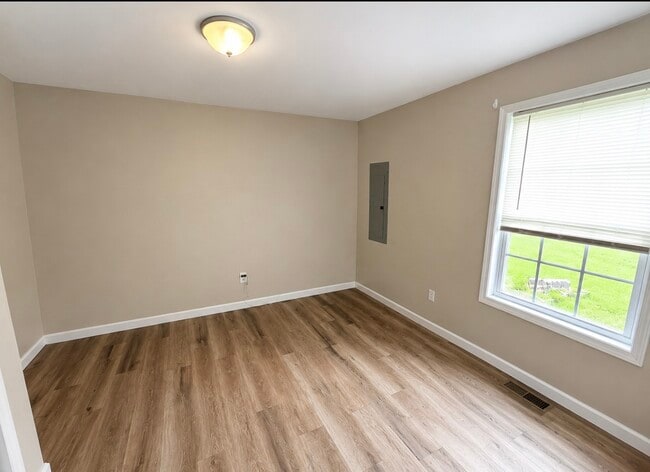 821 Old Corbin Pike Rd Unit 2