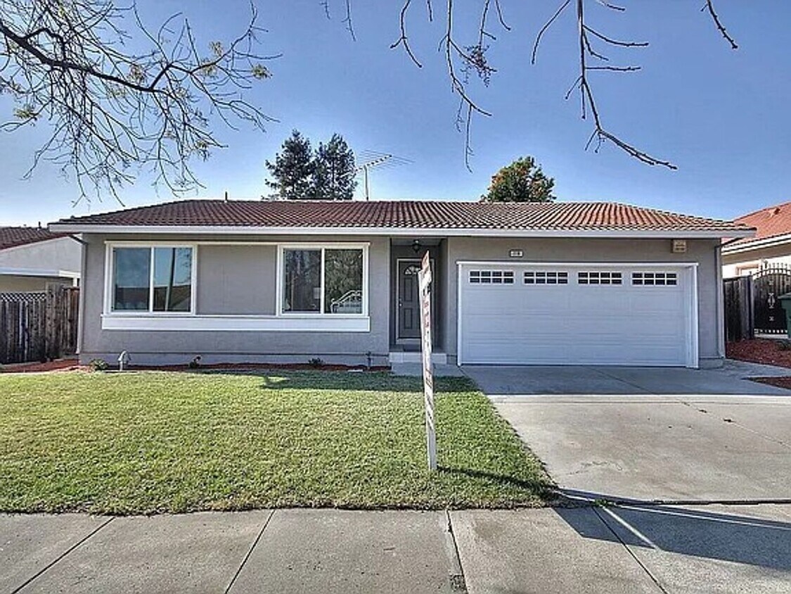 $4590 / 5 BR -GORGEOUS MODEL HOME IN THE W... - $4590 / 5 BR -GORGEOUS MODEL HOME IN THE W...