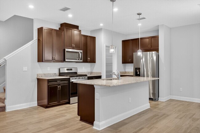 Photo - 411 Narrowleaf Dr