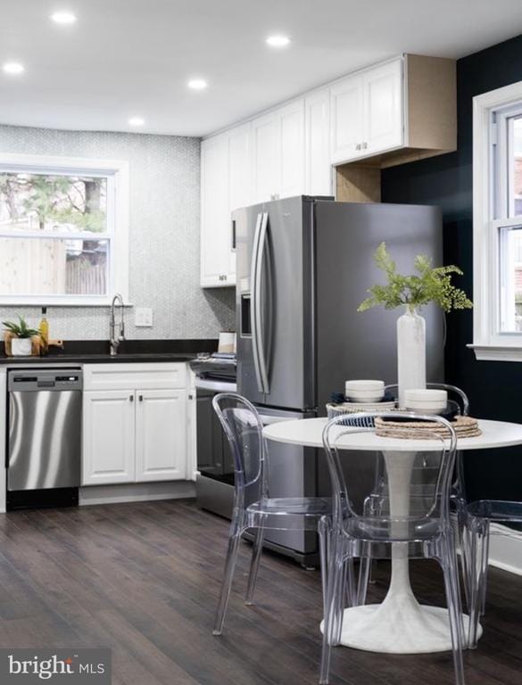 Building Photo - 612 44th St NE