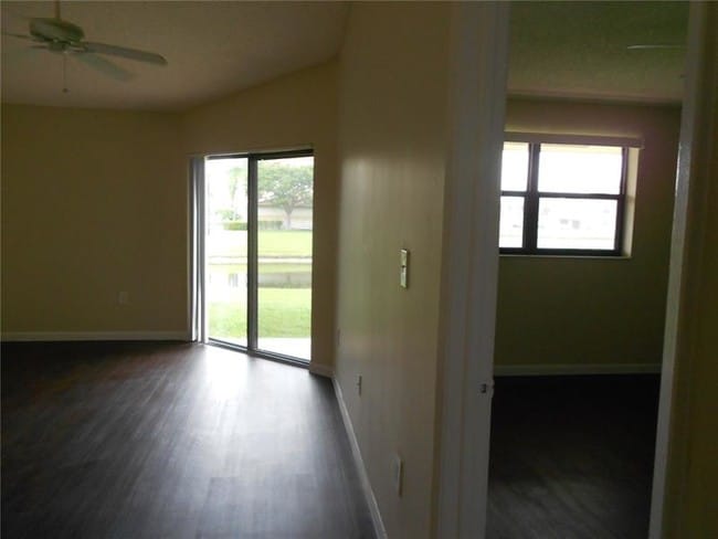 Building Photo - 9909 Nob Hill Ct Unit 9909 Rental
