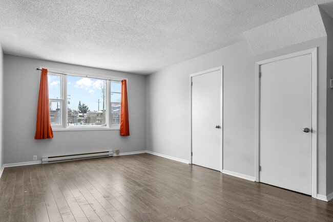 Photo - Spacieux Appartement 1 chambre – Hull, Gatineau | À 5 minutes d’Ottawa Unité RDC
