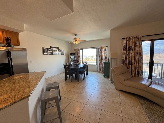 SHORT TERM FULLY FURNISHED 3BD/3BA TOWNHOUSE - SHORT TERM FULLY FURNISHED 3BD/3BA TOWNHOUSE