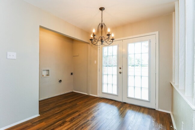 Photo - 3805 Bee Tree Ln