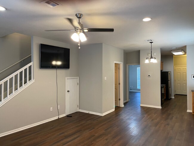 Photo - 1916 S 15th St