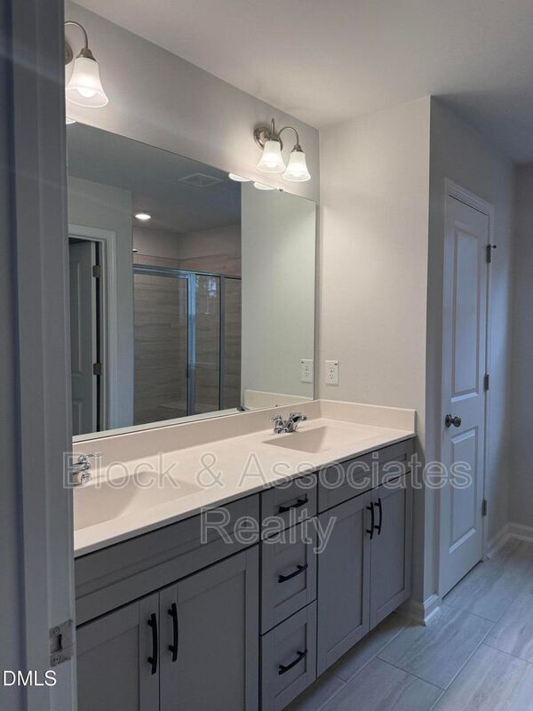 Photo - 5807 Humanity Ln