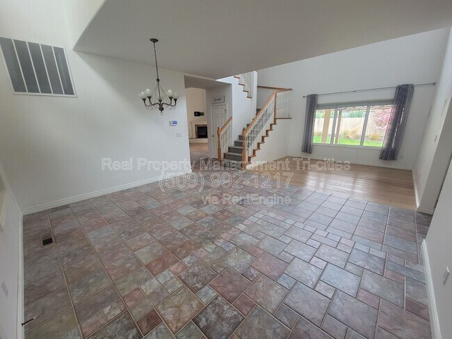 Photo - 1209 Vintage Ave