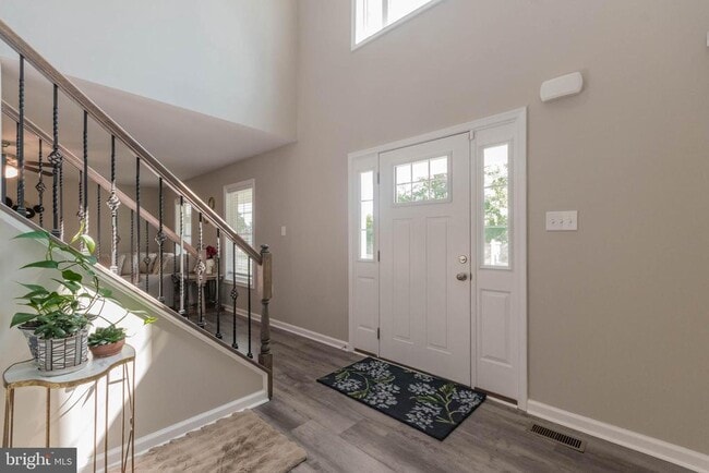 Photo - 342 Europa Way