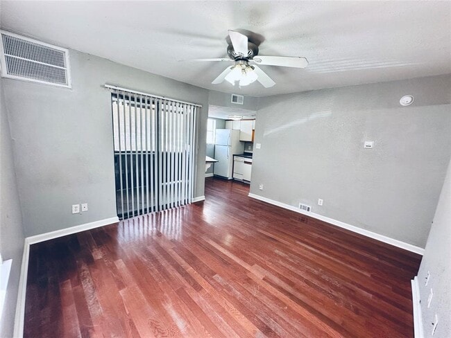 Photo - 2500 Burleson Rd Unit 209