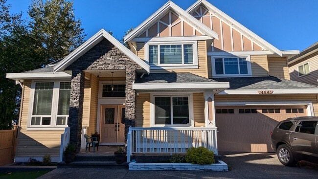 Building Photo - 14843-14863 63 Ave