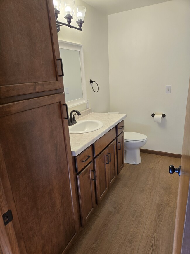 Photo - 2709 Hillwood Ct