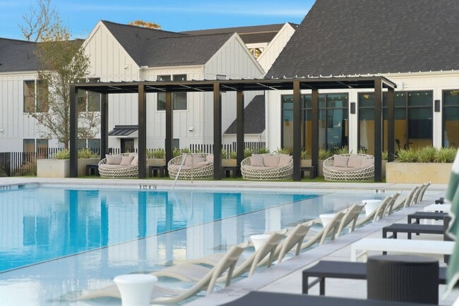 Photo - The Sylvan in the Woodlands