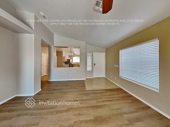 Photo - 15417 W Port Royale Ln Casa