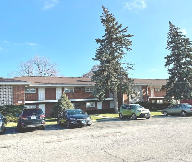 Photo - 1105 Holiday Ln Unit 7