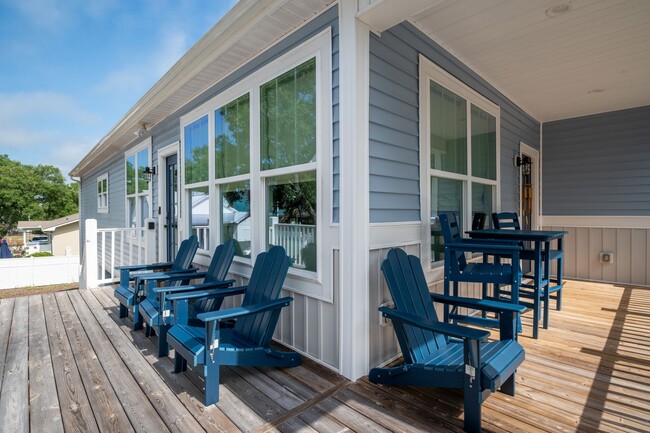 Photo - NEW, CLEAN OFF-SEASON RENTAL NOVEMBER THRO...
