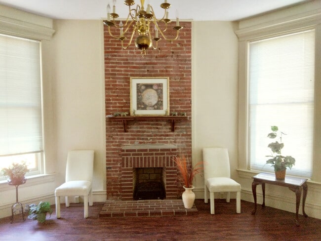 Photo - 1300 S 3rd St