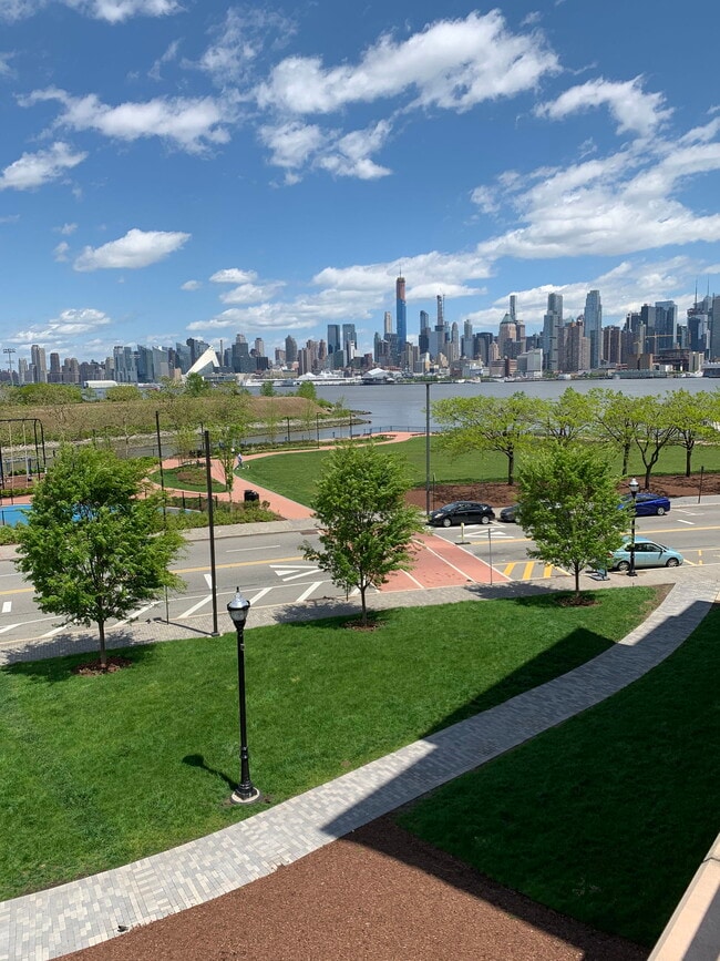 Photo - Avenue at Port Imperial, Weehawken, NJ 070... Unit 550