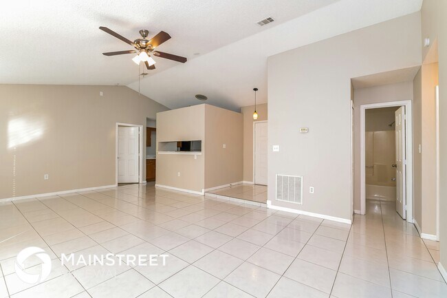 Photo - 657 Koala Ct