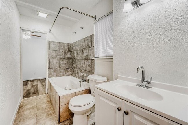 Photo - 6206 Hogan Ave