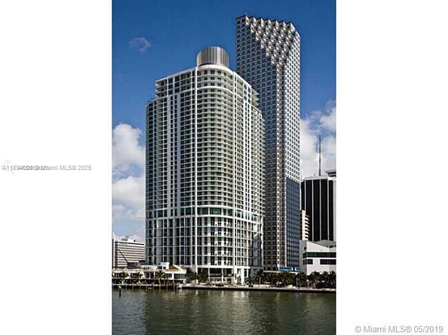 Building Photo - 300 S Biscayne Blvd Unit 1603 Rental