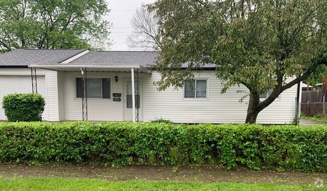 Building Photo - 1113 Rossiter Dr Rental