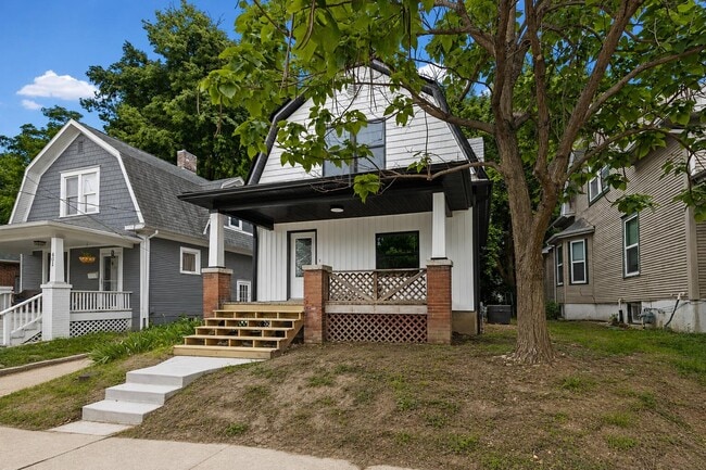 Photo - 403 N 9th St