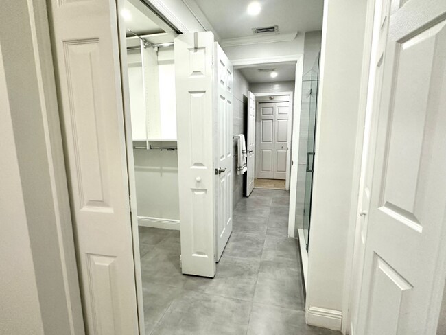 Photo - 6504 NW 114th Ave