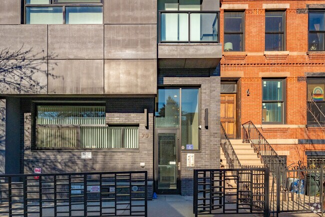 Photo - 701 Union St