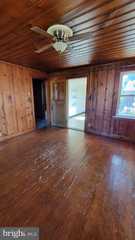 Photo - 174 Kriebel Rd