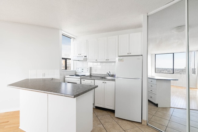 Photo - Nicola Place Unit 00208