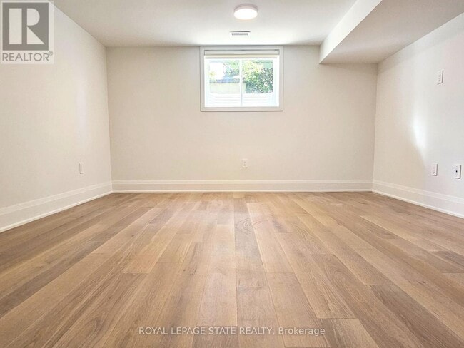 Photo - 115 Chesley St