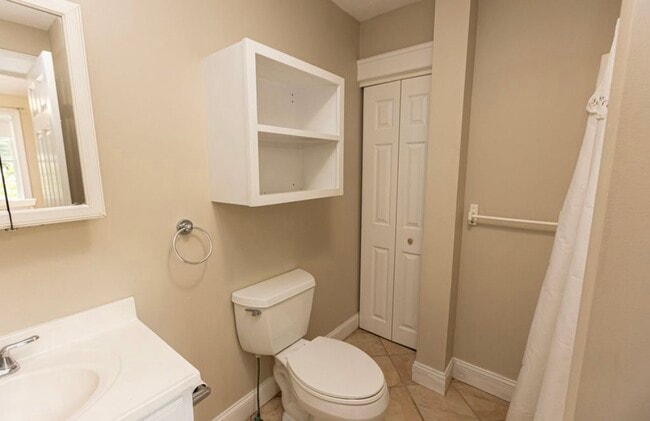 Photo - 13 Anthoine Rd Unidad In Law