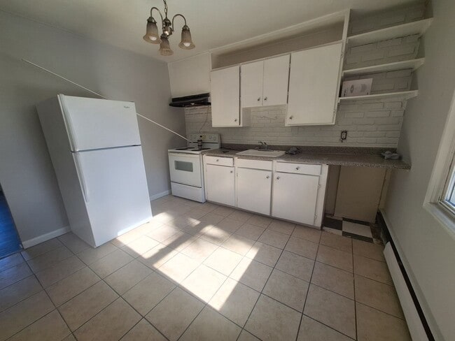 Photo - Charming 3 bedroom ranch