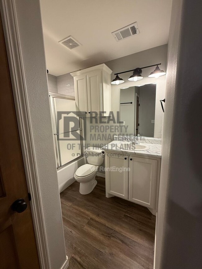 Photo - 13055 Raymond Rd