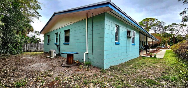 Photo - Titusville Apartment Including ALL Utilities!