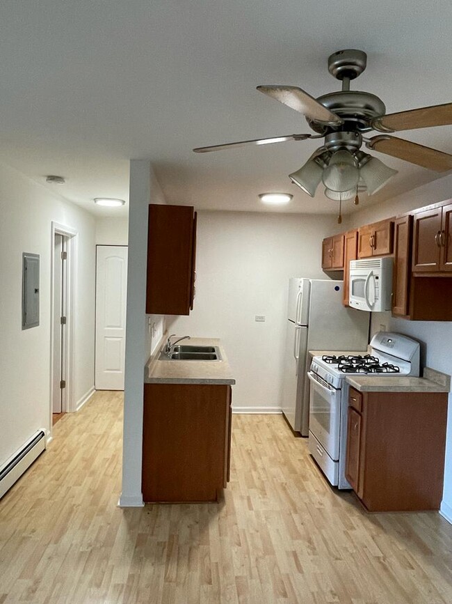 Photo - 923 Jonathon Ct Unit 304