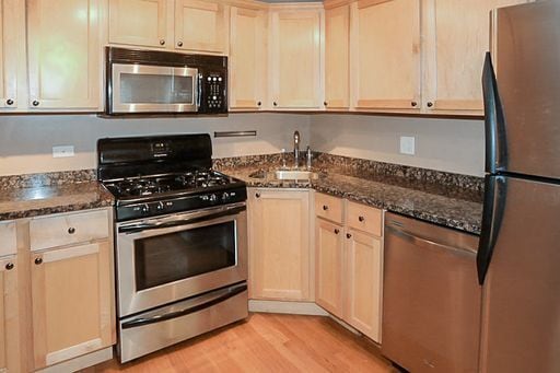 Photo - 4808 N Paulina St Unidad GW